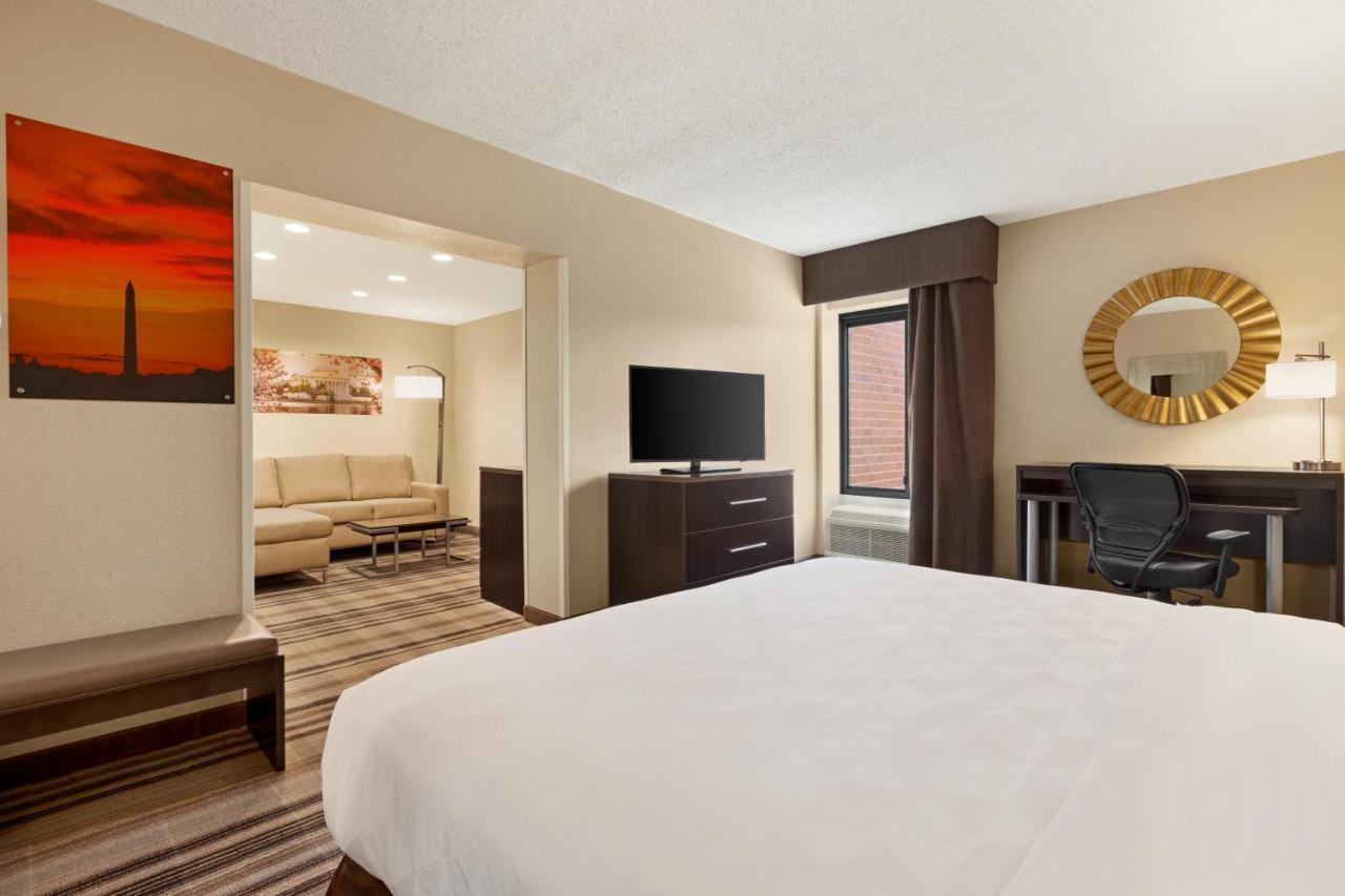 Holiday Inn Washington-Dulles International Airport By Ihg Sterling Exterior foto