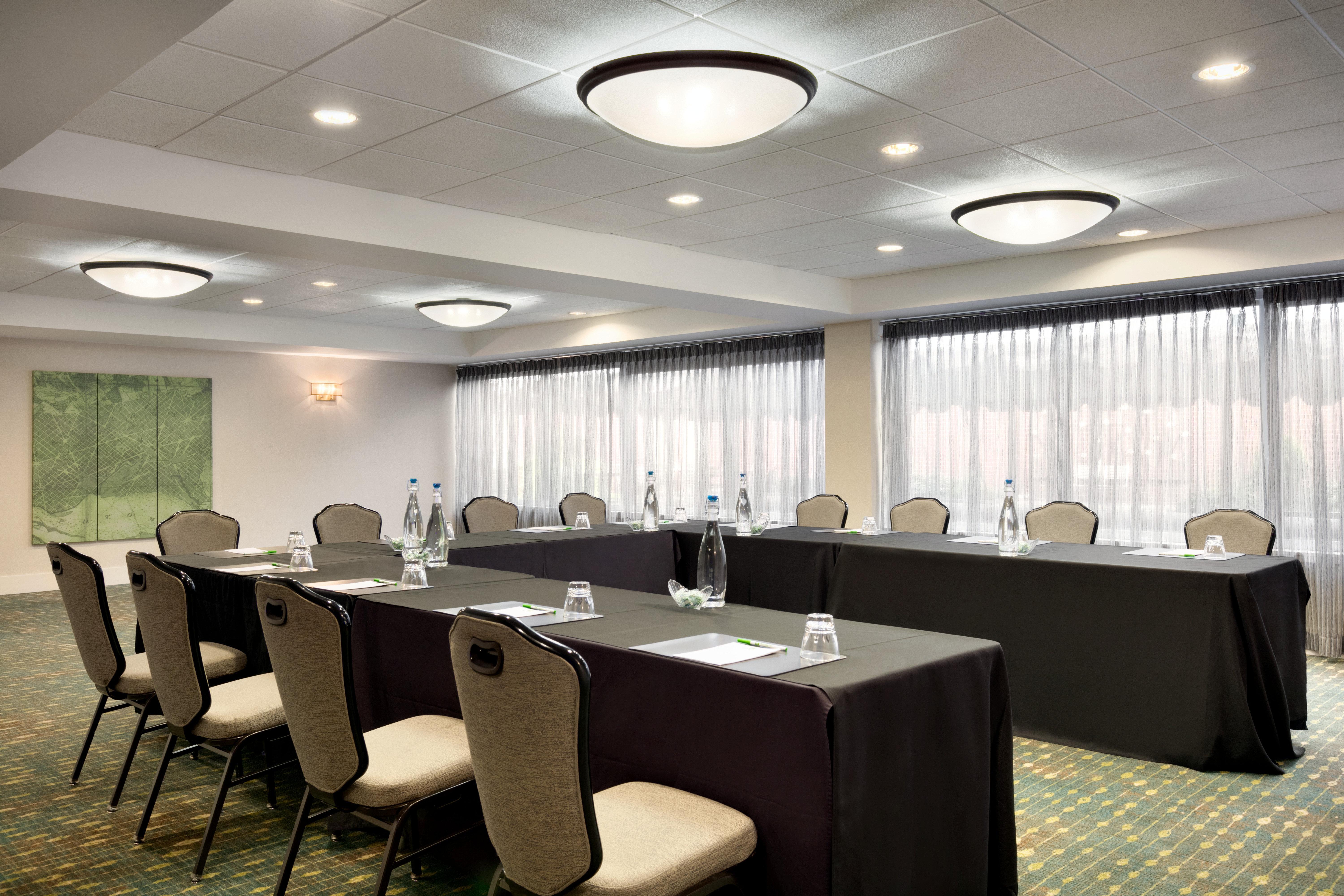 Holiday Inn Washington-Dulles International Airport By Ihg Sterling Exterior foto